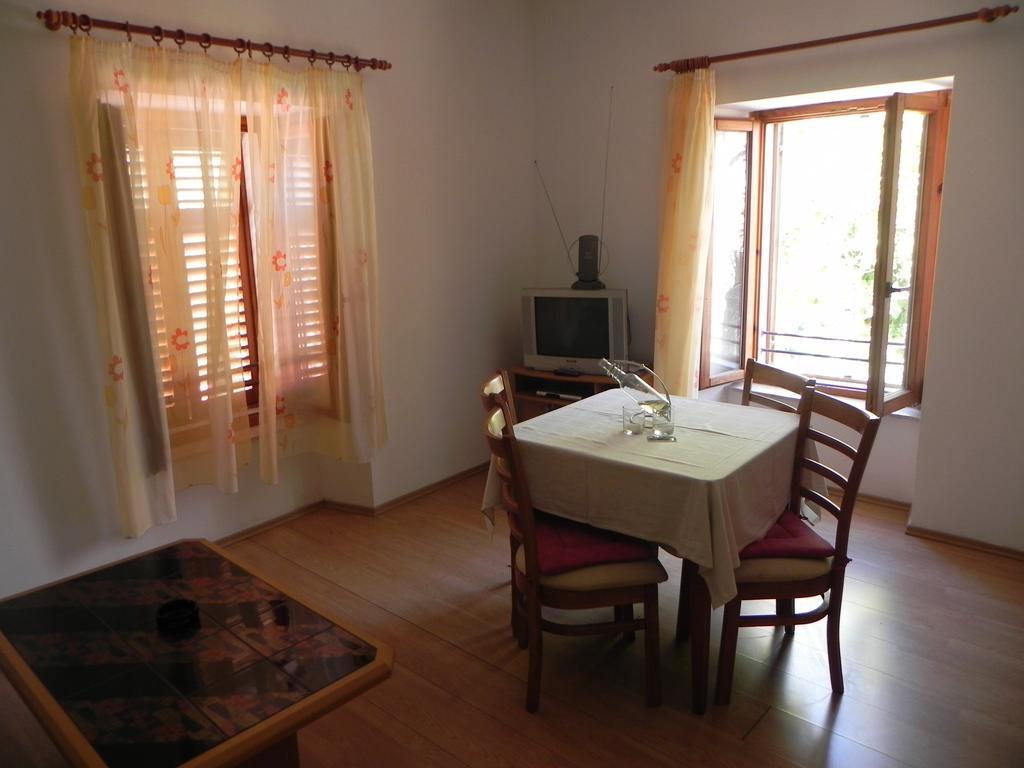 Apartments Riva Pag Town Rom bilde